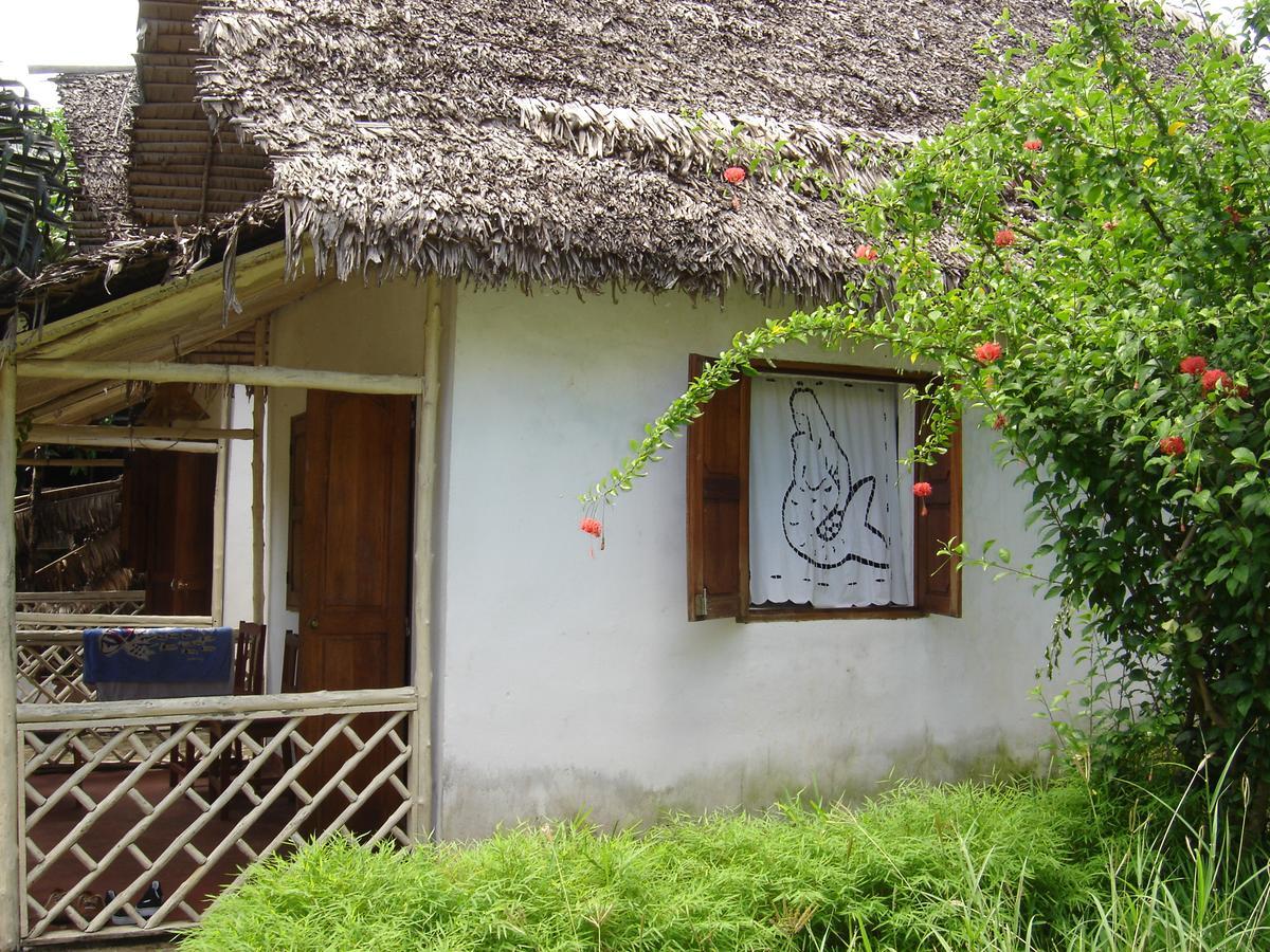 Hotel La Caravelle Ambatoloaka  Exterior photo
